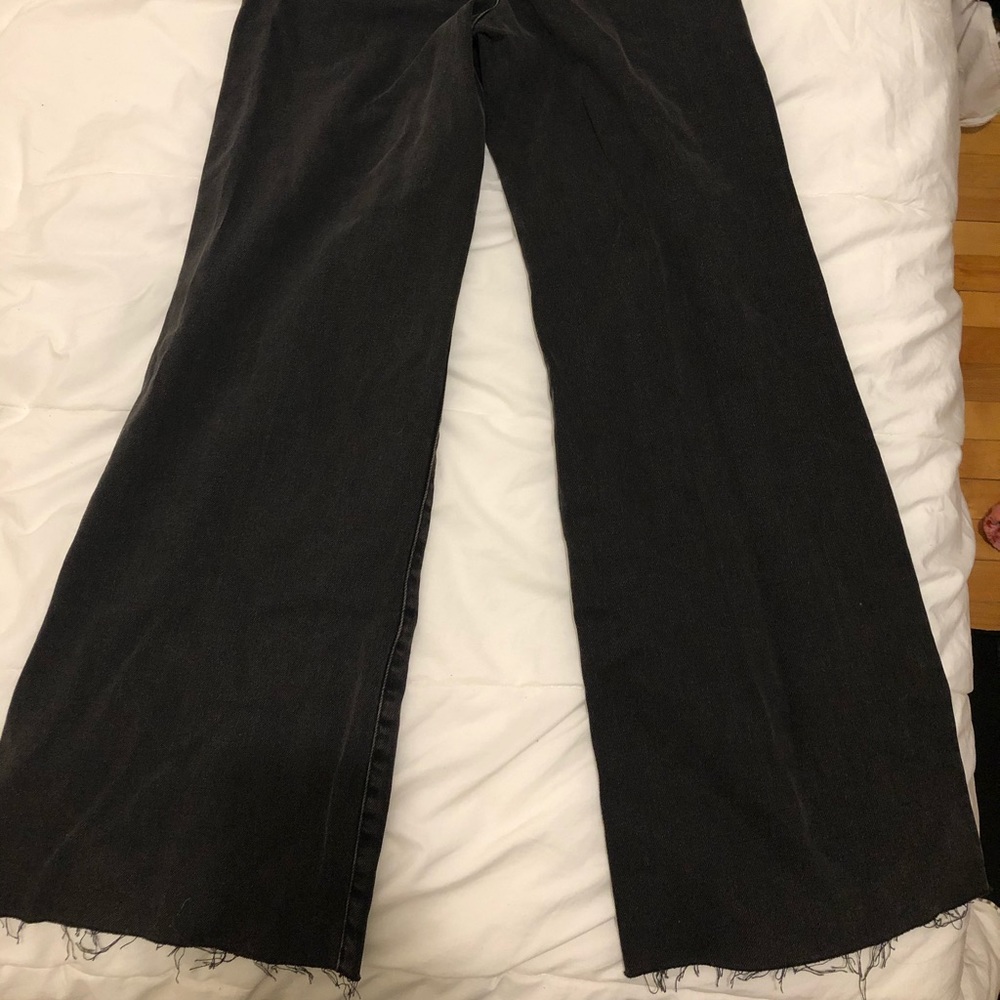 Brand : Ragged from Editorial - Picture 3 of 4